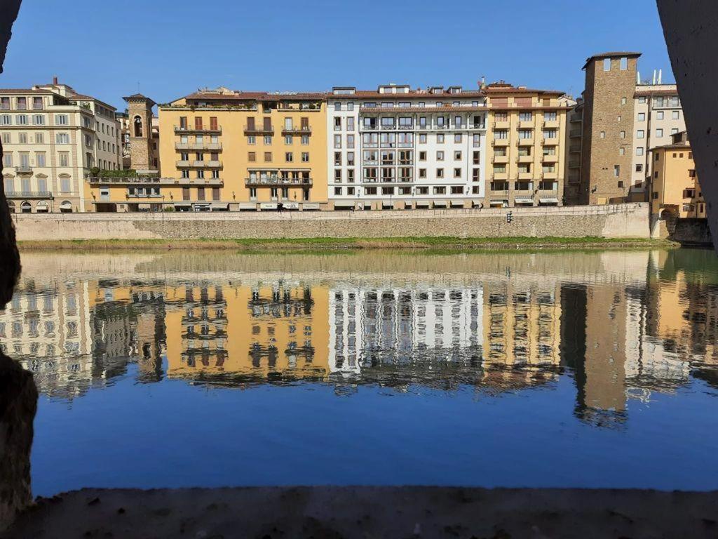The Secret Window On The River Arno Florens Exteriör bild
