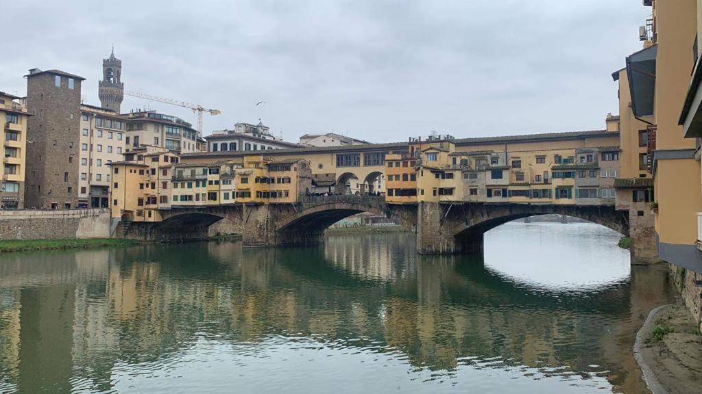 The Secret Window On The River Arno Florens Exteriör bild
